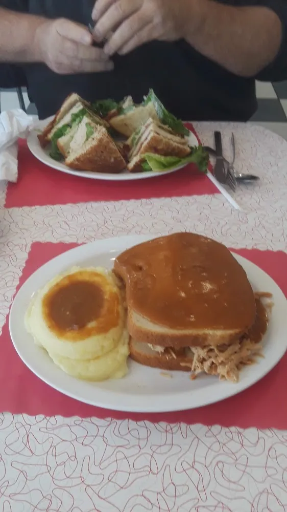 нOт тυRĸEy w Gravy & мaѕнEd POтaтOEѕ